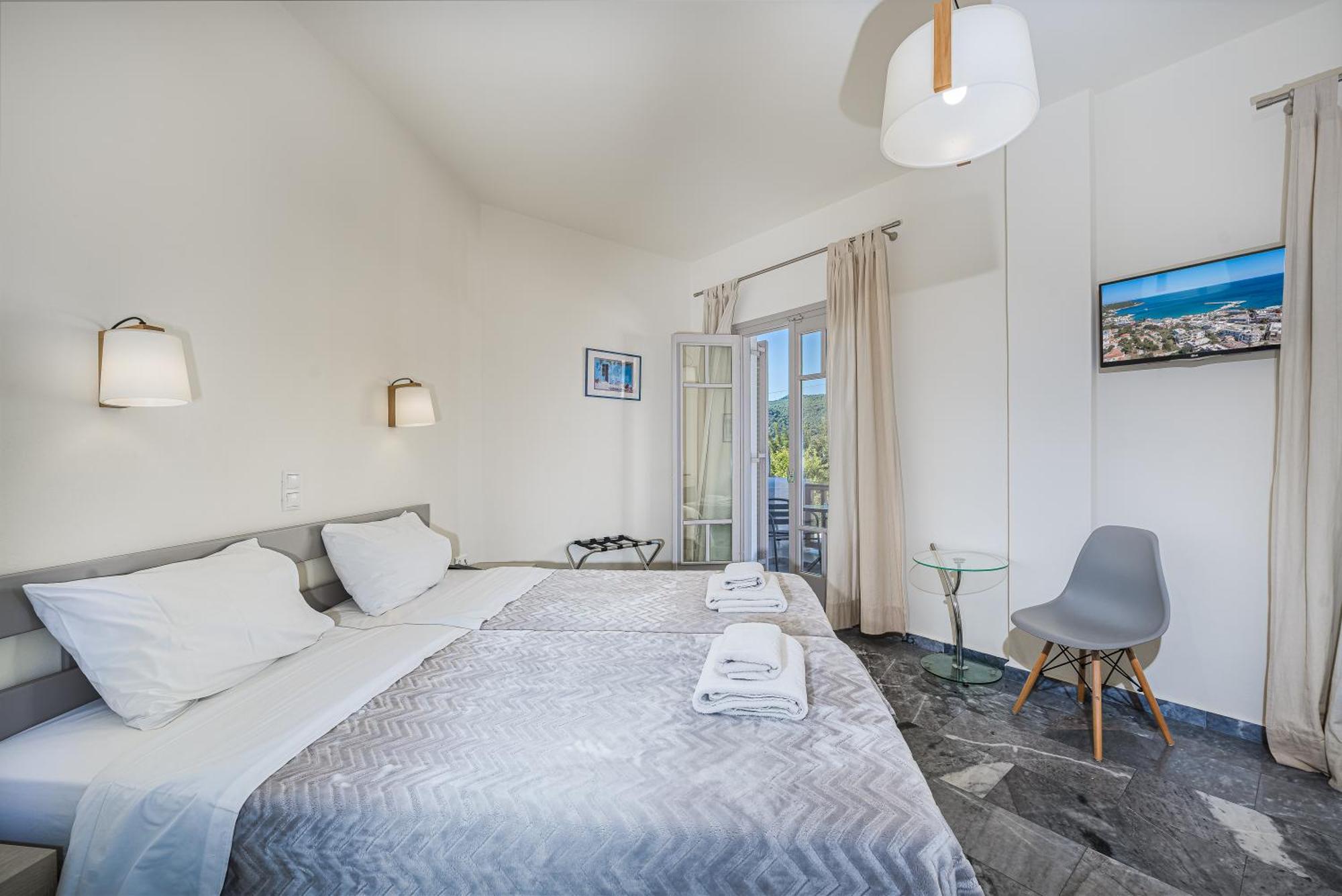 Agia Marina  Erato Hotel מראה חיצוני תמונה